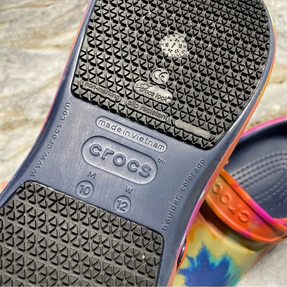 CROCS Tie Dye Unisex Bistro Rainbow Clogs Slip Resistant Mens 10/Women’s 12 - Picture 10 of 11